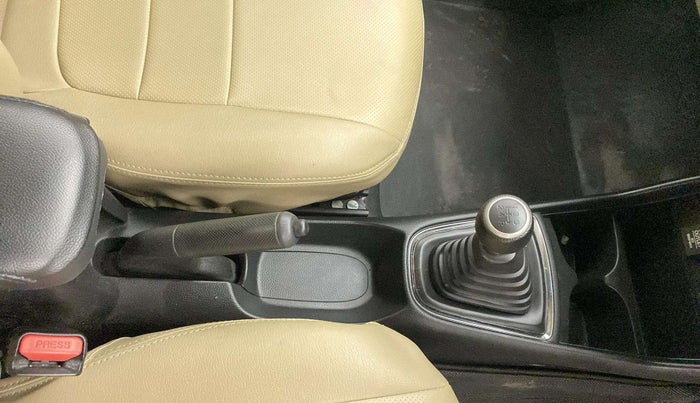2019 Honda Amaze 1.2L I-VTEC VX, Petrol, Manual, 24,743 km, Gear Lever