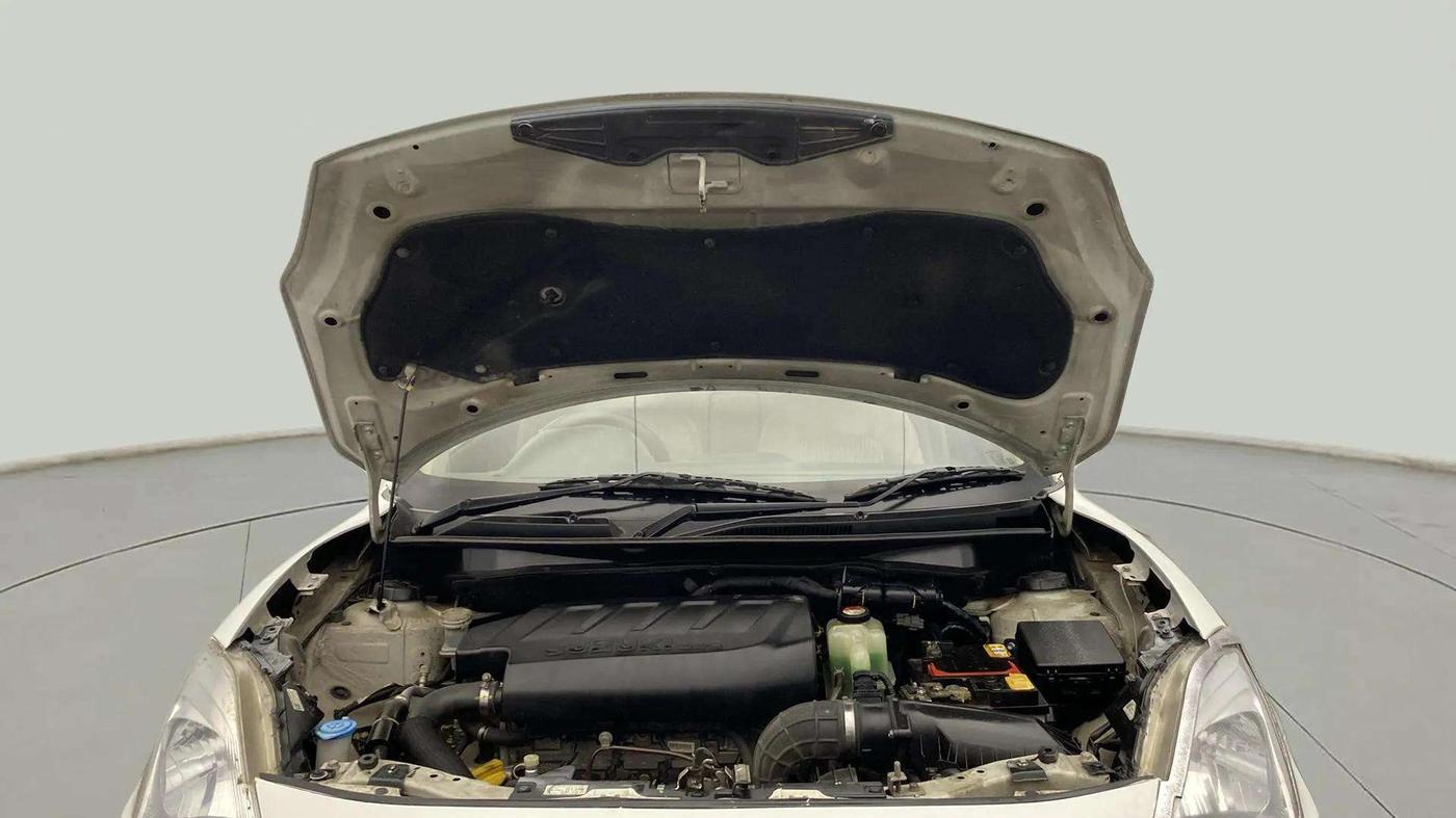 2019 Maruti Dzire VDI, Diesel, Manual, 75,344 km, Open Bonet