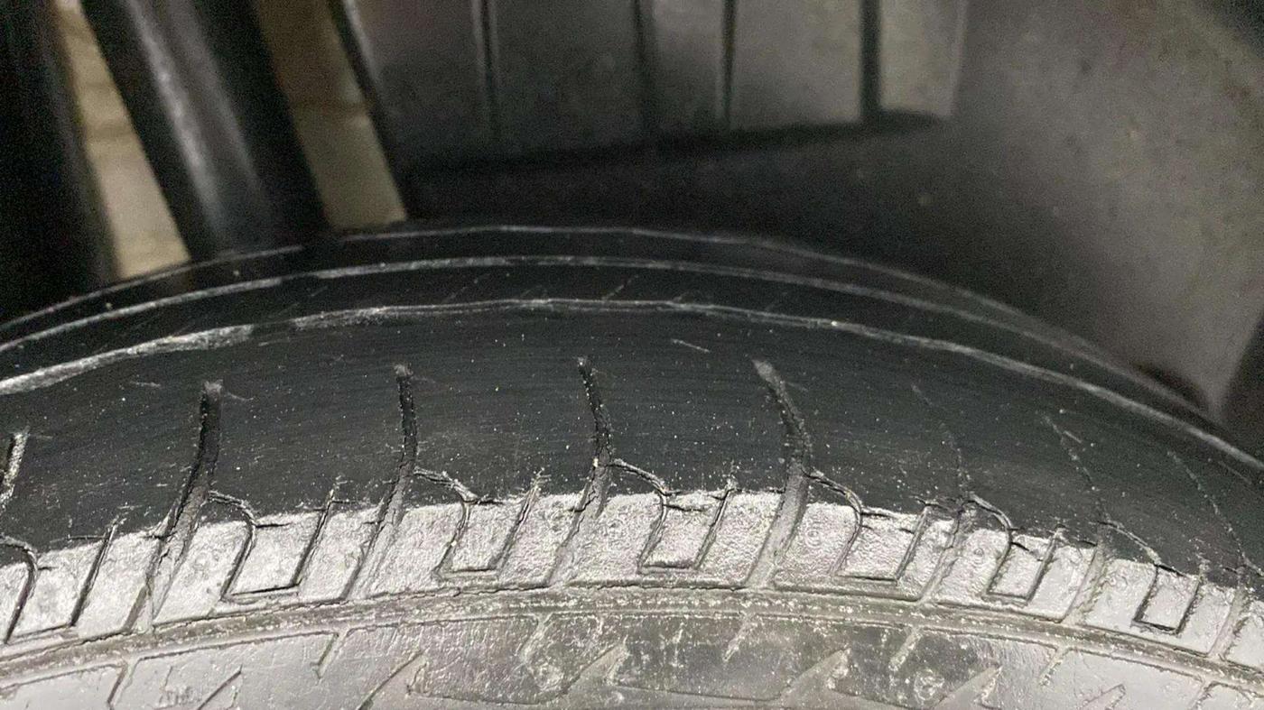 2019 Maruti Dzire VDI, Diesel, Manual, 75,344 km, Right Rear Tyre Tread