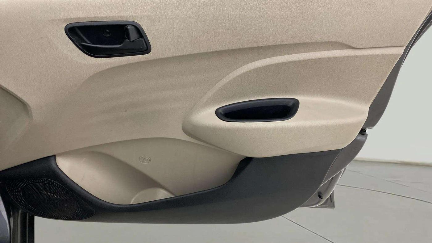 2020 Hyundai NEW SANTRO SPORTZ MT, Petrol, Manual, 28,869 km, Driver Side Door Panels Control