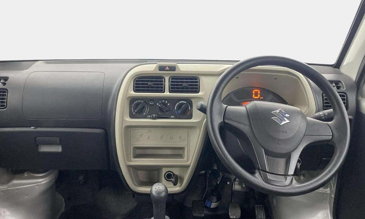 2023 Maruti Eeco 5 STR AC CNG, CNG, Manual, 2,920 km, Dashboard