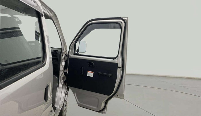 2023 Maruti Eeco 5 STR AC CNG, CNG, Manual, 2,920 km, RHS Front Door