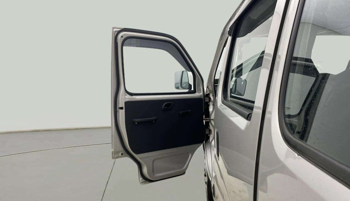2023 Maruti Eeco 5 STR AC CNG, CNG, Manual, 2,920 km, LHS Front Door