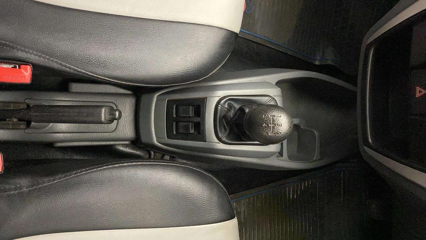 2015 Maruti Alto 800 LXI, Petrol, Manual, 28,590 km, Gear Lever