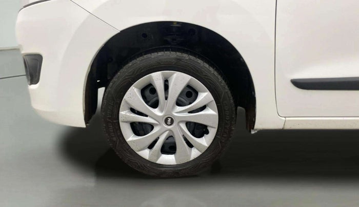2016 Maruti Wagon R 1.0 VXI AMT, Petrol, Automatic, 1,01,288 km, Left Front Wheel