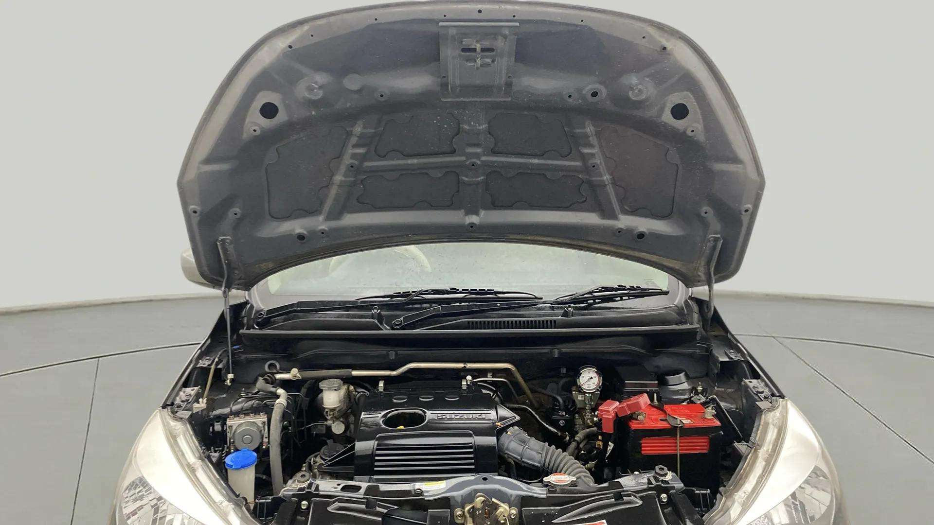Engine-Full-View-With-Bonnet-Open-13