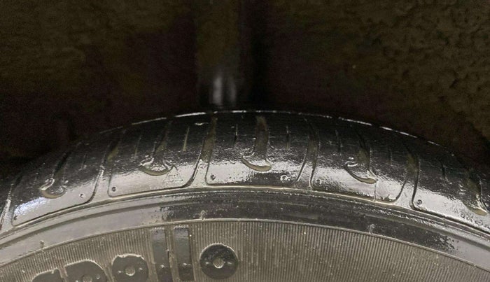 2021 Maruti Celerio VXI (O) CNG, CNG, Manual, 37,499 km, Right Rear Tyre Tread