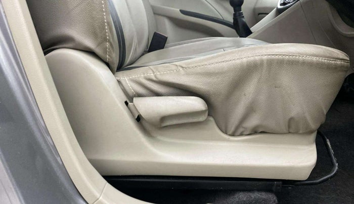 2021 Maruti Celerio VXI (O) CNG, CNG, Manual, 37,499 km, Driver Side Adjustment Panel