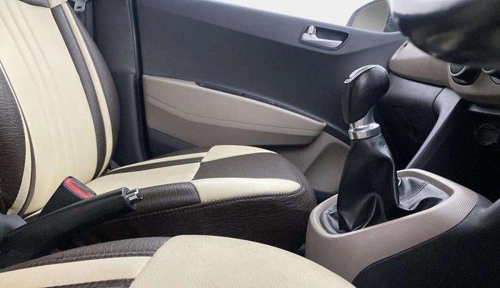 2015 Hyundai Grand i10 ASTA (O) 1.2 KAPPA VTVT, Petrol, Manual, 57,786 km, Gear Lever