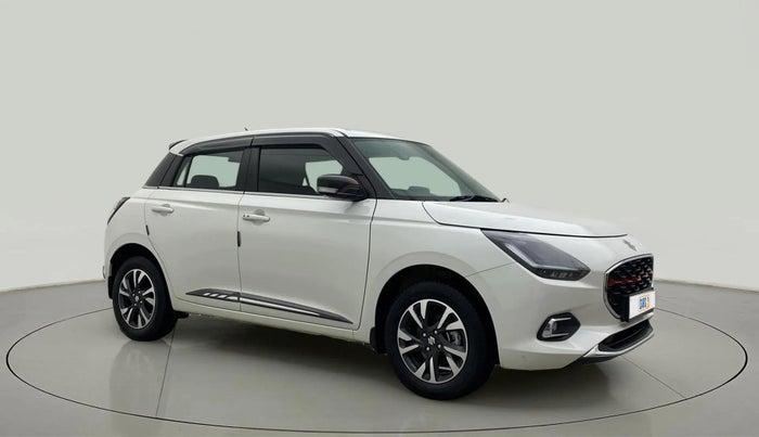 2024 Maruti Swift ZXI PLUS, Petrol, Manual, 29,102 km, Right Front Diagonal