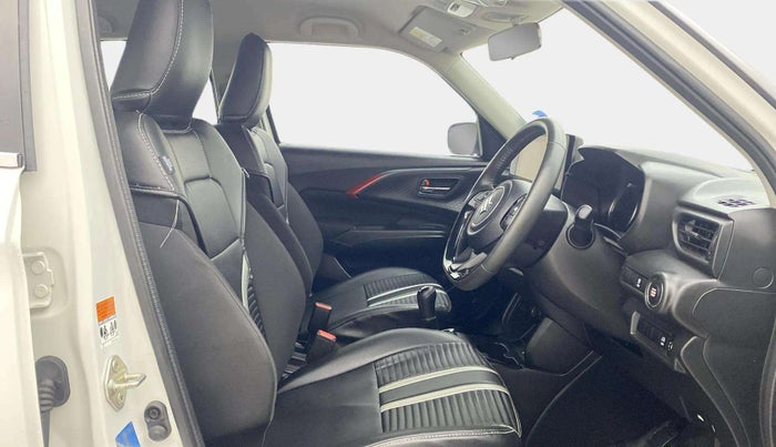 2024 Maruti Swift ZXI PLUS, Petrol, Manual, 29,102 km, Right Side Front Door Cabin