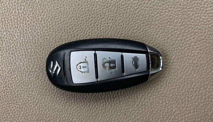 2015 Maruti Swift Dzire ZXI, Petrol, Manual, 83,575 km, Key Close Up