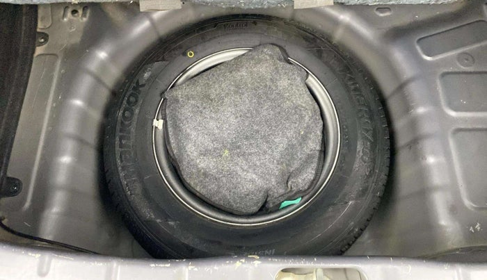 2019 Hyundai NEW SANTRO ASTA MT, Petrol, Manual, 82,145 km, Spare Tyre
