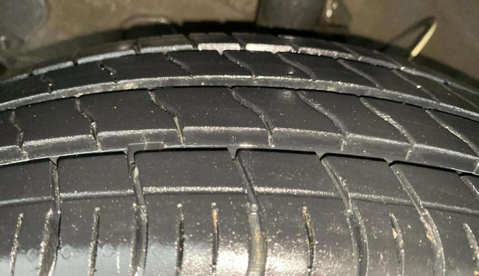 2019 Hyundai NEW SANTRO ASTA MT, Petrol, Manual, 82,145 km, Left Front Tyre Tread