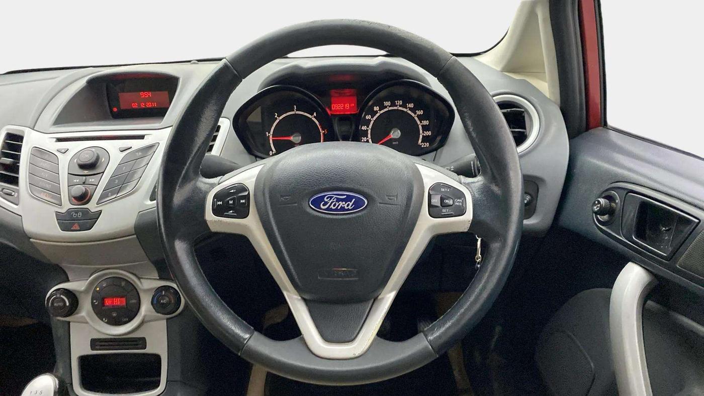 2013 Ford Fiesta STYLE DIESEL, Diesel, Manual, 92,219 km, Steering Wheel Close Up