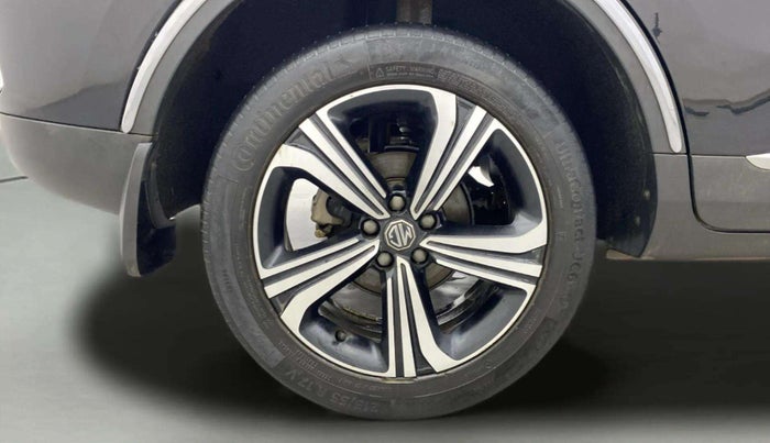2021 MG ASTOR SHARP 1.5 MT, Petrol, Manual, 62,556 km, Right Rear Wheel