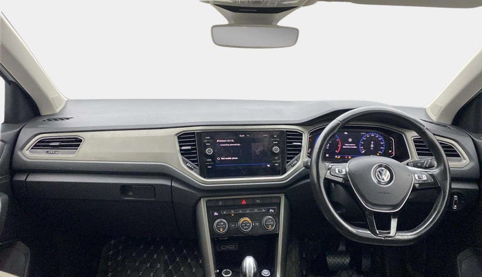 2019 Volkswagen T-ROC 1.5 TSI AT, Petrol, Automatic, 1,00,466 km, Dashboard
