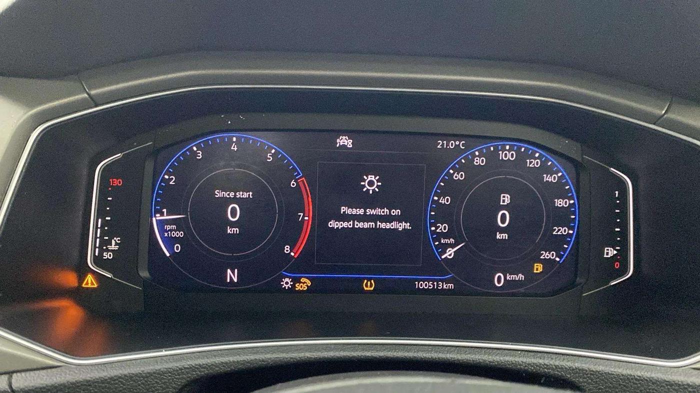 2019 Volkswagen T-ROC 1.5 TSI AT, Petrol, Automatic, 1,00,466 km, Odometer Image