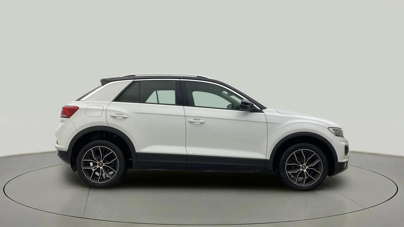 2019 Volkswagen T-ROC 1.5 TSI AT, Petrol, Automatic, 1,00,466 km, Right Side View