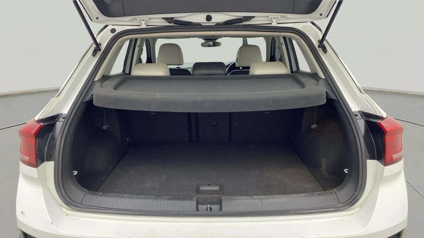 2019 Volkswagen T-ROC 1.5 TSI AT, Petrol, Automatic, 1,00,466 km, Boot Open Zoomed View