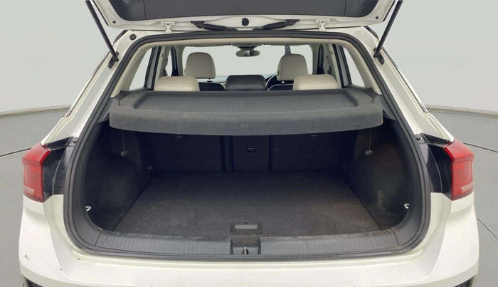 2019 Volkswagen T-ROC 1.5 TSI AT, Petrol, Automatic, 1,00,466 km, Boot Open Zoomed View