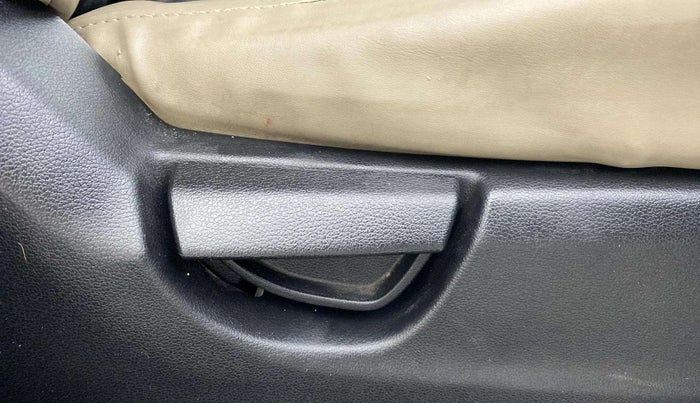 2019 Hyundai NEW SANTRO SPORTZ MT, Petrol, Manual, 46,917 km, Driver Side Adjustment Panel