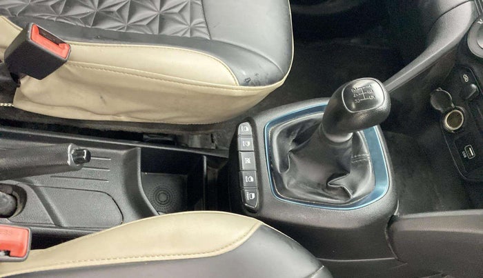 2019 Hyundai NEW SANTRO SPORTZ MT, Petrol, Manual, 46,917 km, Gear Lever
