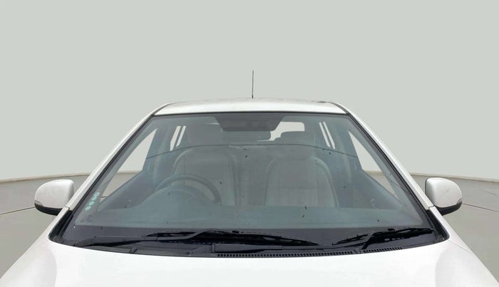 2012 Hyundai i20 ASTA 1.2, Petrol, Manual, 33,086 km, Front Windshield