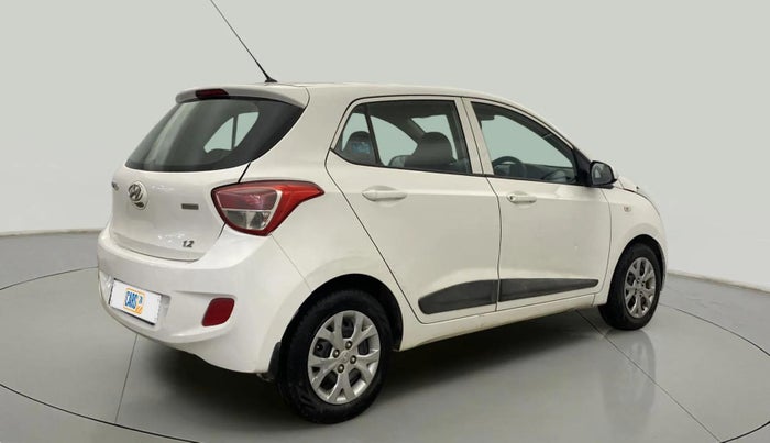 2016 Hyundai Grand i10 MAGNA 1.2 KAPPA VTVT, Petrol, Manual, 1,08,930 km, Right Back Diagonal