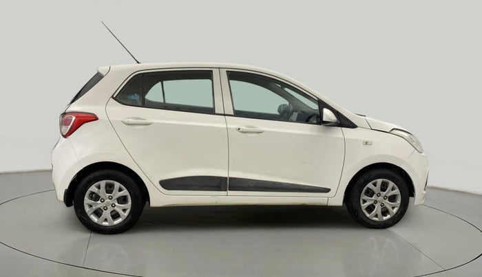 2016 Hyundai Grand i10 MAGNA 1.2 KAPPA VTVT, Petrol, Manual, 1,08,930 km, Right Side View