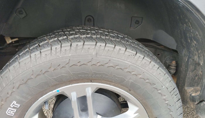 2023 Mahindra Thar LX D HT 2WD MT, Diesel, Manual, 49,278 km, Right Rear Tyre Tread