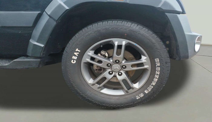 2023 Mahindra Thar LX D HT 2WD MT, Diesel, Manual, 49,278 km, Right Front Wheel