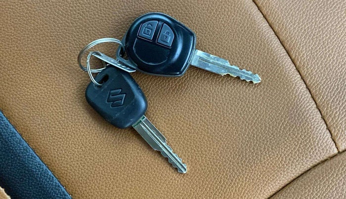 2021 Maruti Alto VXI, Petrol, Manual, 79,957 km, Key Close Up
