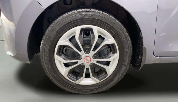 2018 Hyundai NEW SANTRO SPORTZ AMT, CNG, Automatic, 1,15,213 km, Left Front Wheel