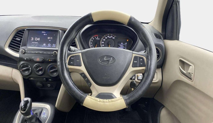 2018 Hyundai NEW SANTRO SPORTZ AMT, CNG, Automatic, 1,15,213 km, Steering Wheel Close Up