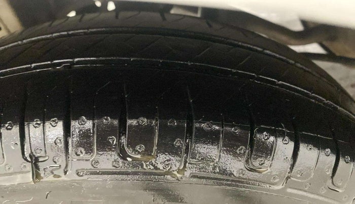 2019 Maruti Alto K10 VXI, Petrol, Manual, 29,209 km, Right Rear Tyre Tread