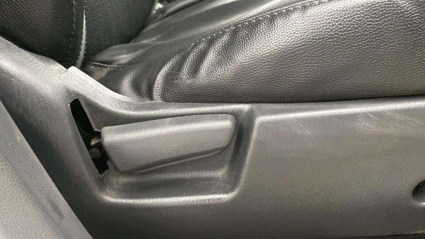 2019 Maruti Alto K10 VXI, Petrol, Manual, 29,209 km, Driver Side Adjustment Panel
