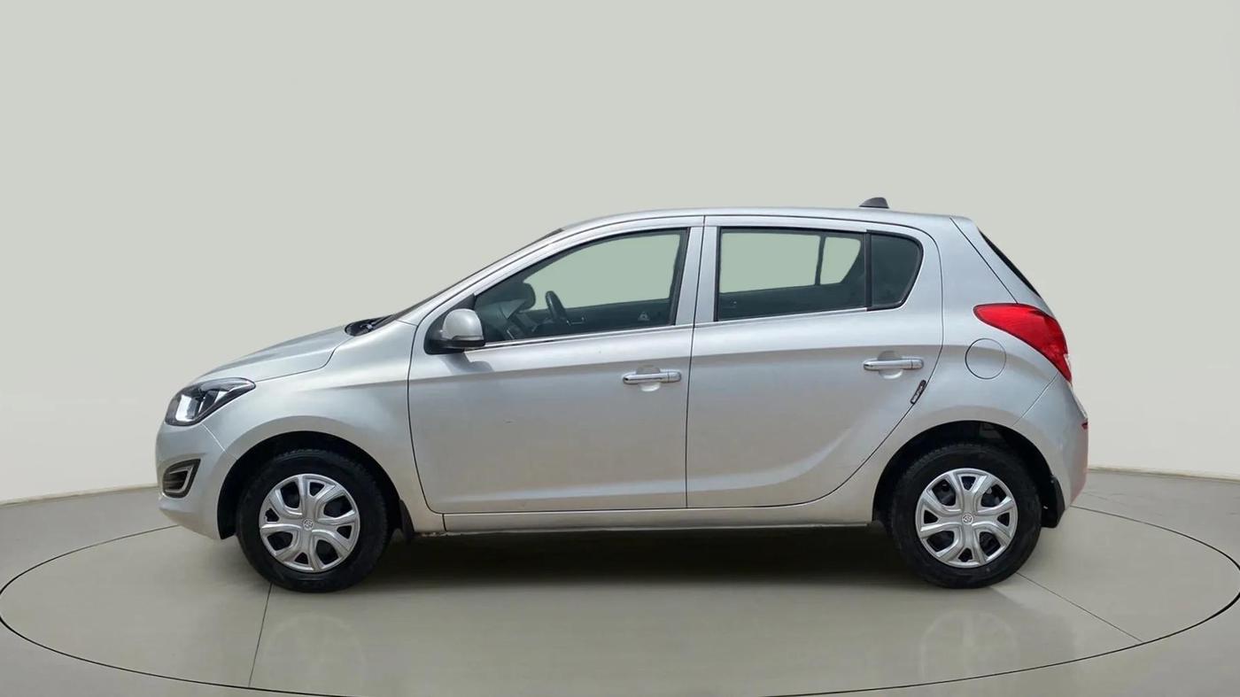 2014 Hyundai i20 MAGNA 1.2, Petrol, Manual, 89,432 km, Left Side