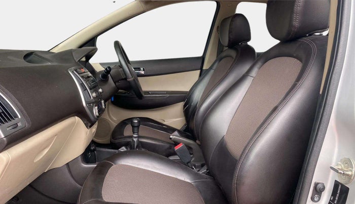 2014 Hyundai i20 MAGNA 1.2, Petrol, Manual, 89,432 km, Right Side Front Door Cabin