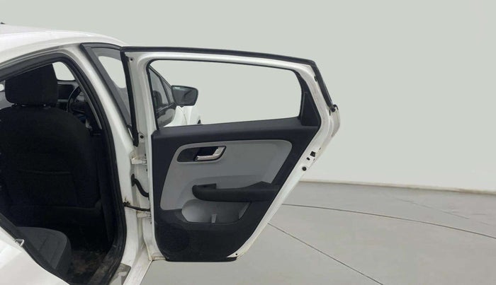 2021 Tata ALTROZ XZ DIESEL, Diesel, Manual, 51,712 km, RHS Rear Door