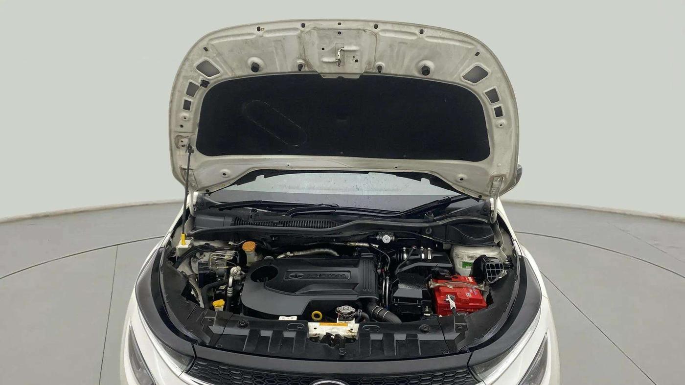 2021 Tata ALTROZ XZ DIESEL, Diesel, Manual, 52,032 km, Open Bonet