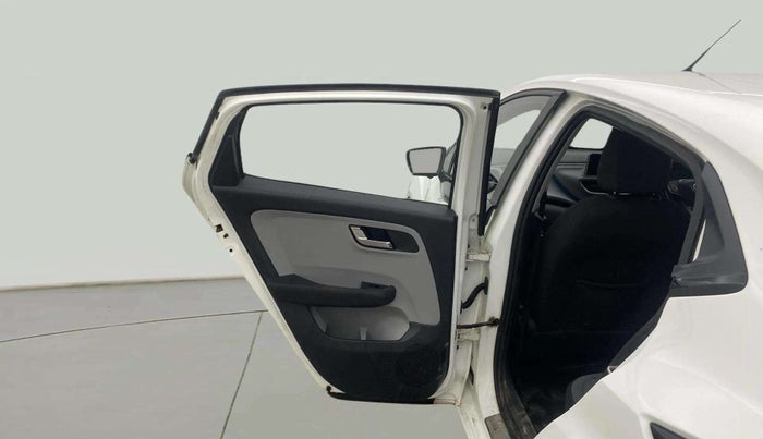 2021 Tata ALTROZ XZ DIESEL, Diesel, Manual, 51,712 km, LHS Rear Door