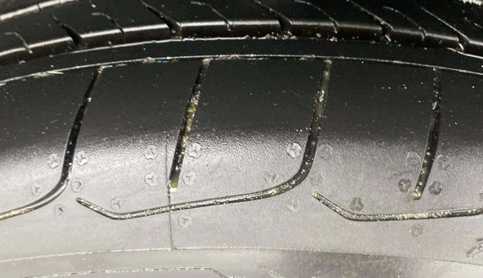 2019 MG HECTOR SHARP 1.5 DCT PETROL, Petrol, Automatic, 38,794 km, Left Rear Tyre Tread