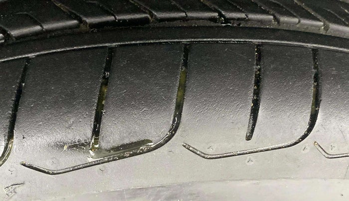 2019 MG HECTOR SHARP 1.5 DCT PETROL, Petrol, Automatic, 38,794 km, Left Front Tyre Tread