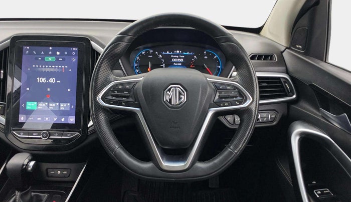 2019 MG HECTOR SHARP 1.5 DCT PETROL, Petrol, Automatic, 38,794 km, Steering Wheel Close Up