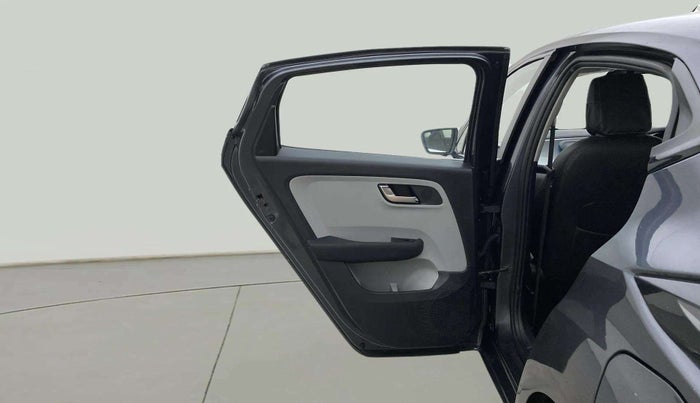 2021 Tata ALTROZ XZ PETROL, Petrol, Manual, 16,154 km, LHS Rear Door