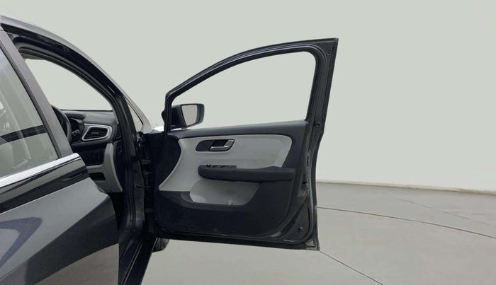2021 Tata ALTROZ XZ PETROL, Petrol, Manual, 16,154 km, RHS Front Door