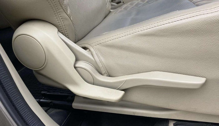2023 Maruti Dzire VXI CNG, CNG, Manual, 41,528 km, Driver Side Adjustment Panel