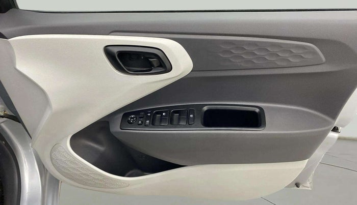 2019 Hyundai GRAND I10 NIOS MAGNA AMT 1.2 KAPPA VTVT, Petrol, Automatic, 34,017 km, Driver Side Door Panels Control