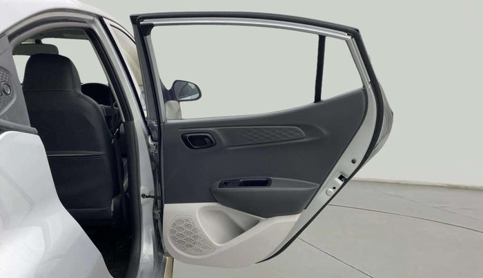 2019 Hyundai GRAND I10 NIOS MAGNA AMT 1.2 KAPPA VTVT, Petrol, Automatic, 34,017 km, RHS Rear Door